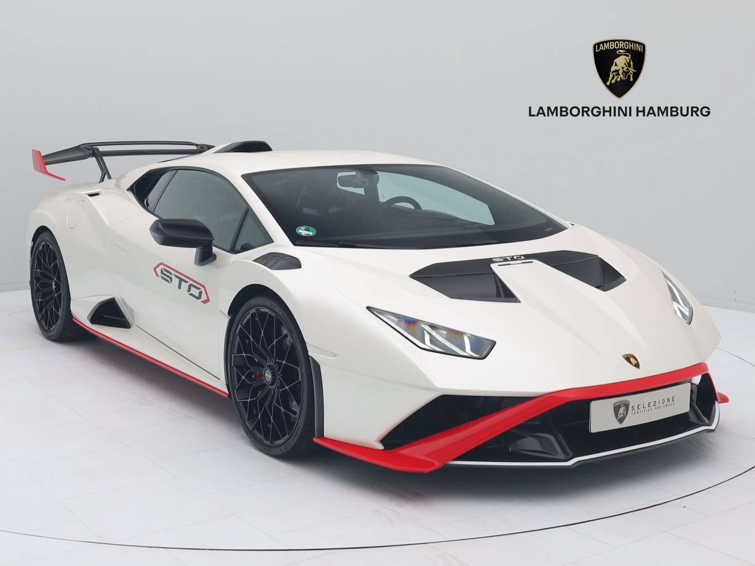 Second hand Lamborghini Huracan 