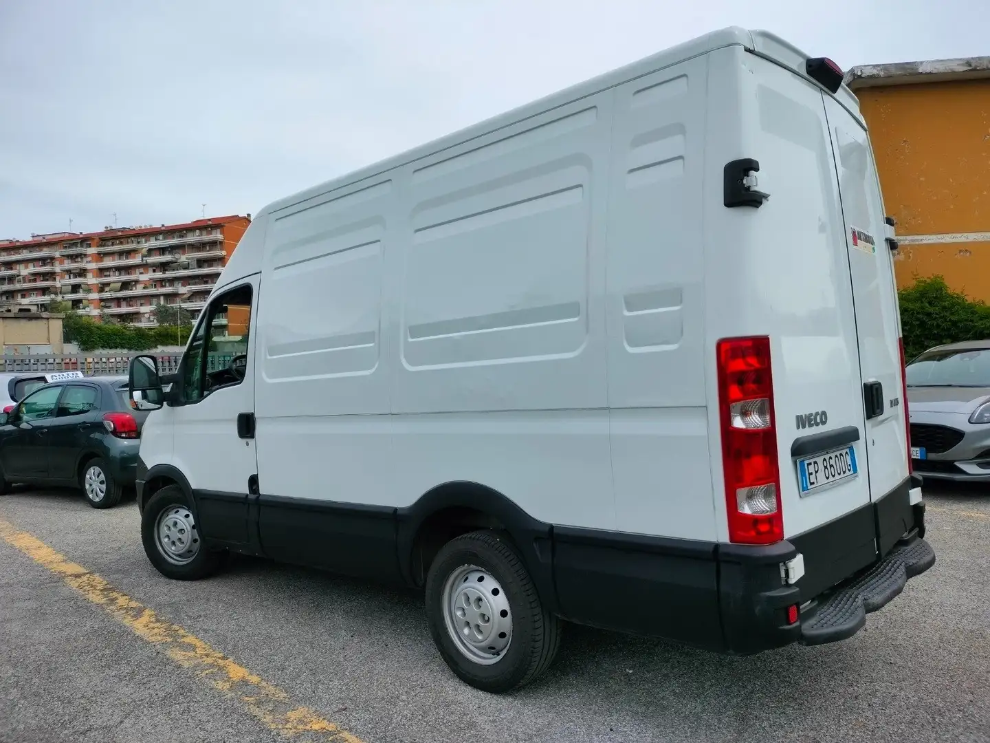 Iveco Daily 3000 Bianco - 2