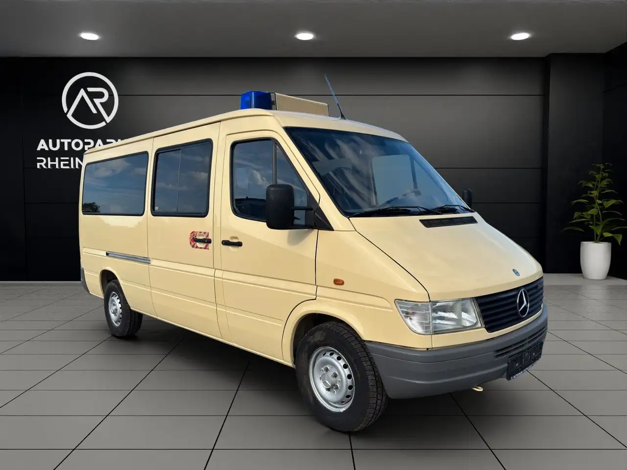 Mercedes-Benz Sprinter 312 D*5-ZYLINDER*9-SITZE*LANG*63222KM, foto 3
