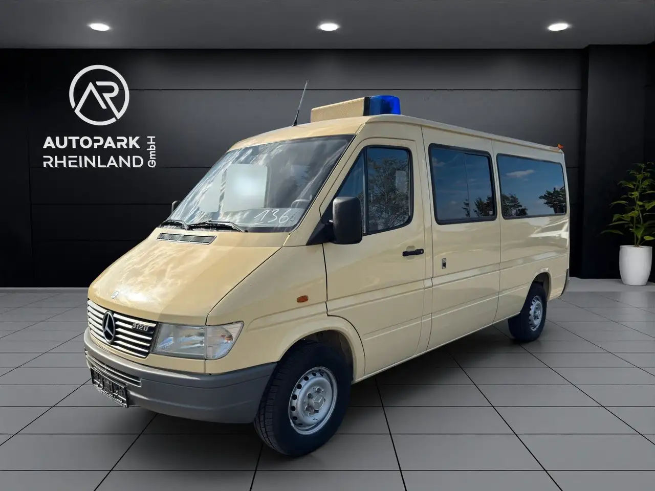 Mercedes-Benz Sprinter 312 D*5-ZYLINDER*9-SITZE*LANG*63222KM, foto 4