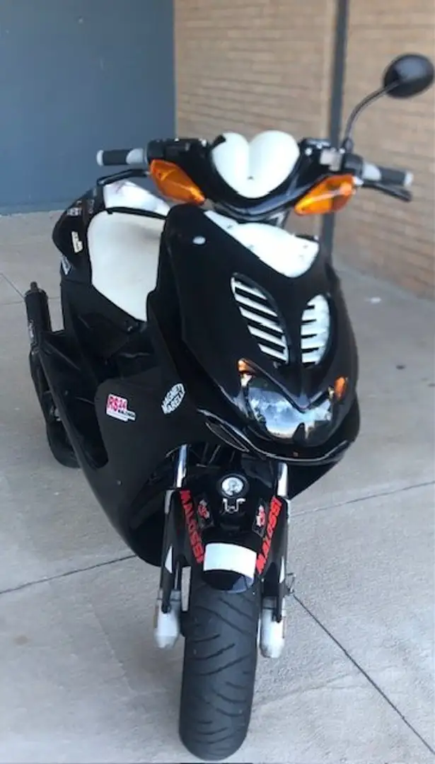 Yamaha Aerox MBK Nitro LC Minarelli Orizzontale Zwart - 1