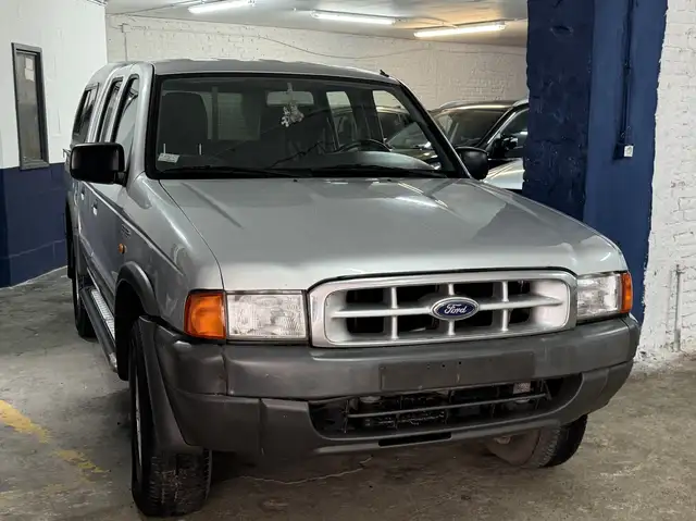 Ford Ranger 2.5 TDdi 4X4