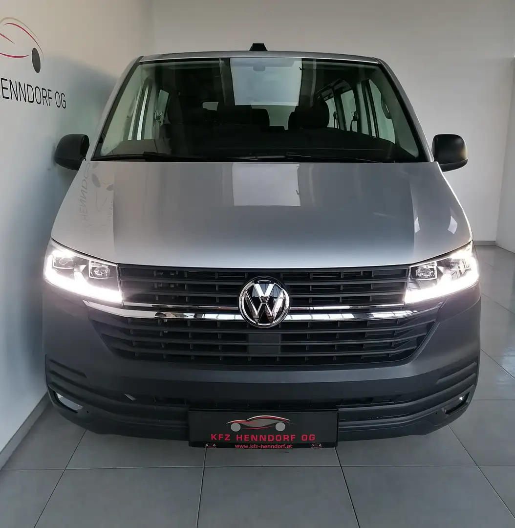 Volkswagen T6.1 Caravelle LR 2,0 TDI DSG *9Sitzer* Grau - 2