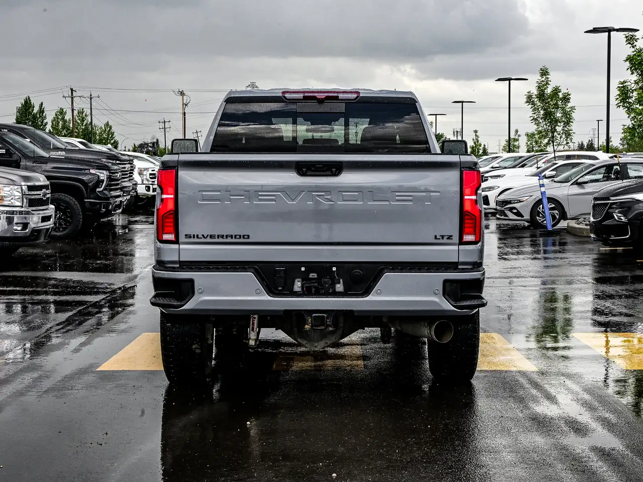 Chevrolet Silverado 2500 photo Chevrolet Silverado 2500