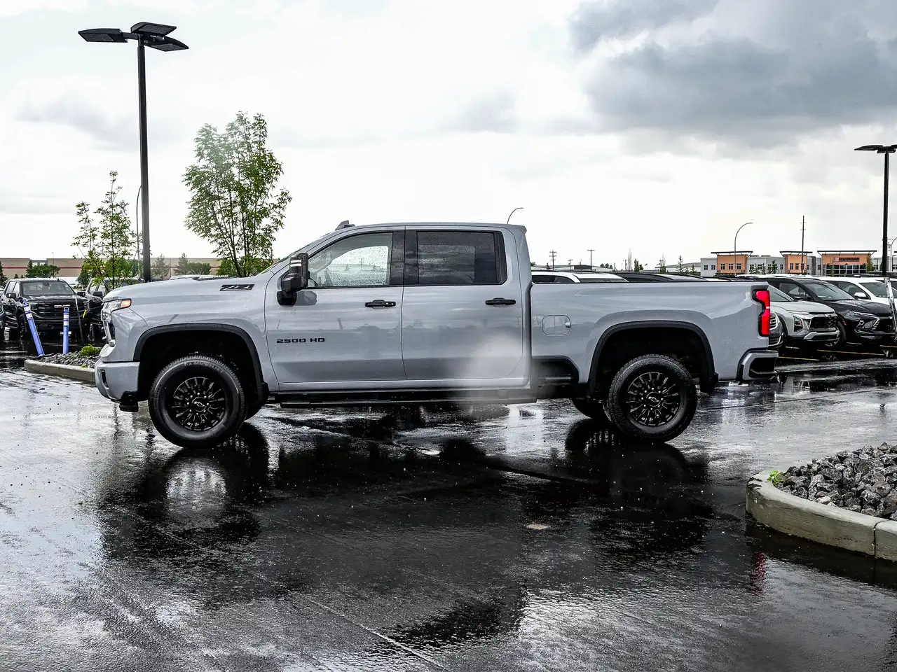 Chevrolet Silverado 2500 photo Chevrolet Silverado 2500