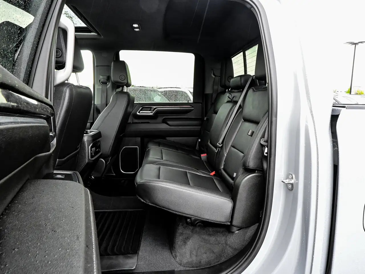 Chevrolet Silverado 2500 photo Chevrolet Silverado 2500