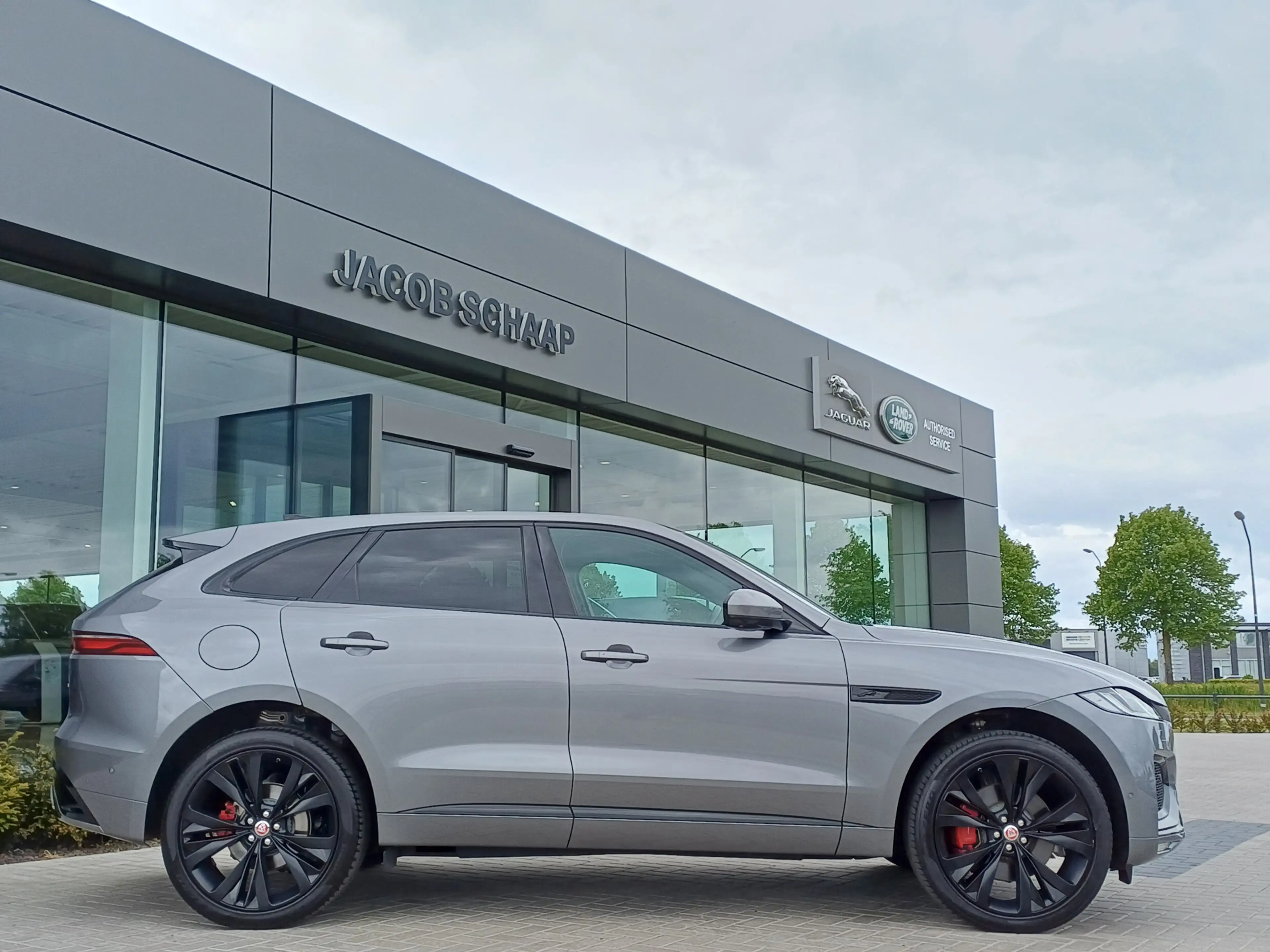 Jaguar F-Pace 3.0 P400 6-cil. AWD R-Dynamic SE | Performance Sea — photo 10