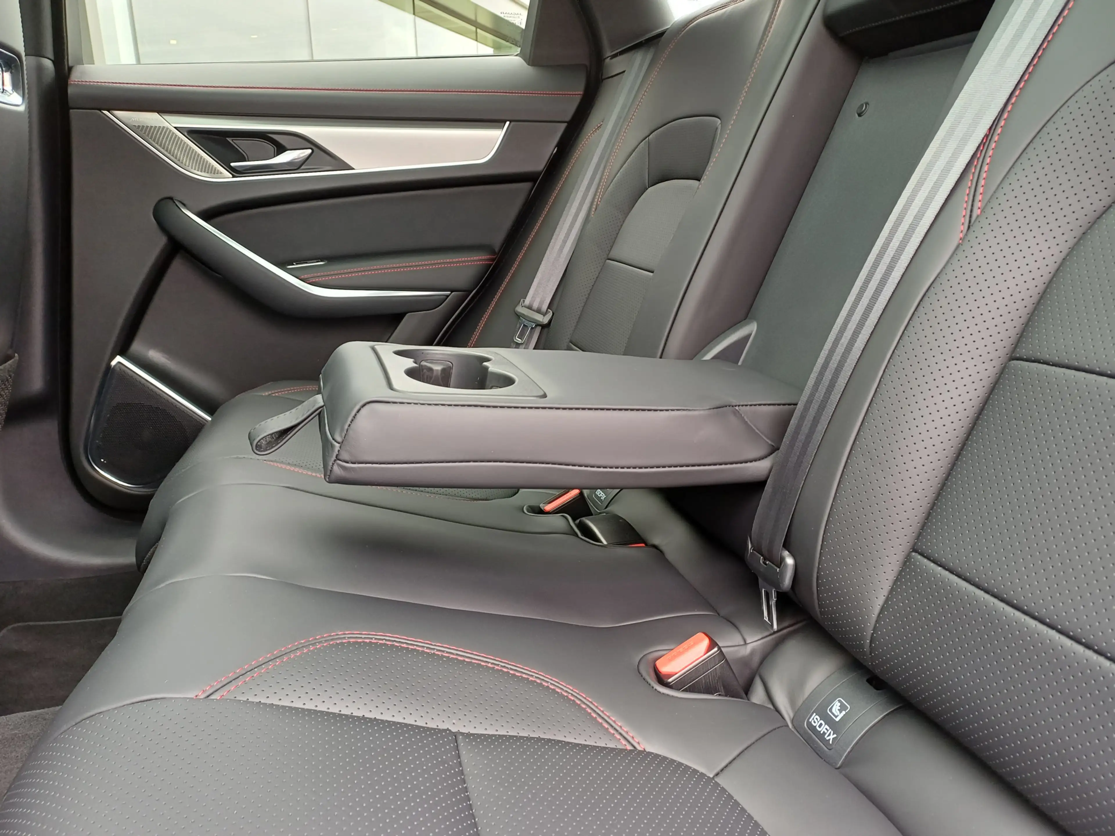 Jaguar F-Pace 3.0 P400 6-cil. AWD R-Dynamic SE | Performance Sea — photo 13