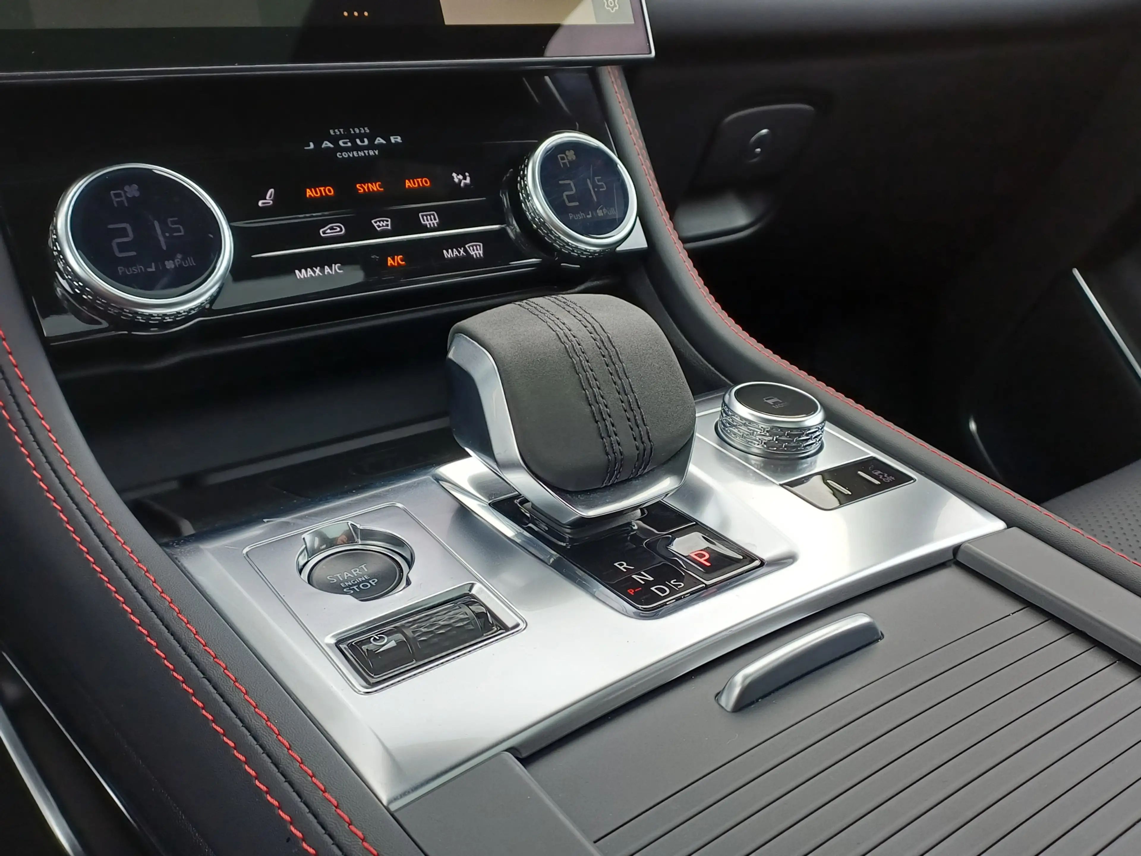 Jaguar F-Pace 3.0 P400 6-cil. AWD R-Dynamic SE | Performance Sea — photo 4