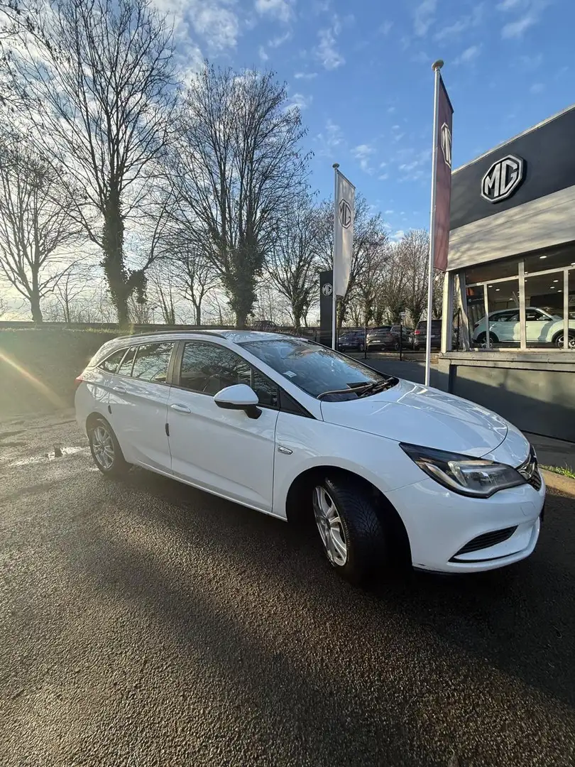 Opel Astra Sports Tourer 1.6 CDTI 136 ch BVA6 Innovation - 1