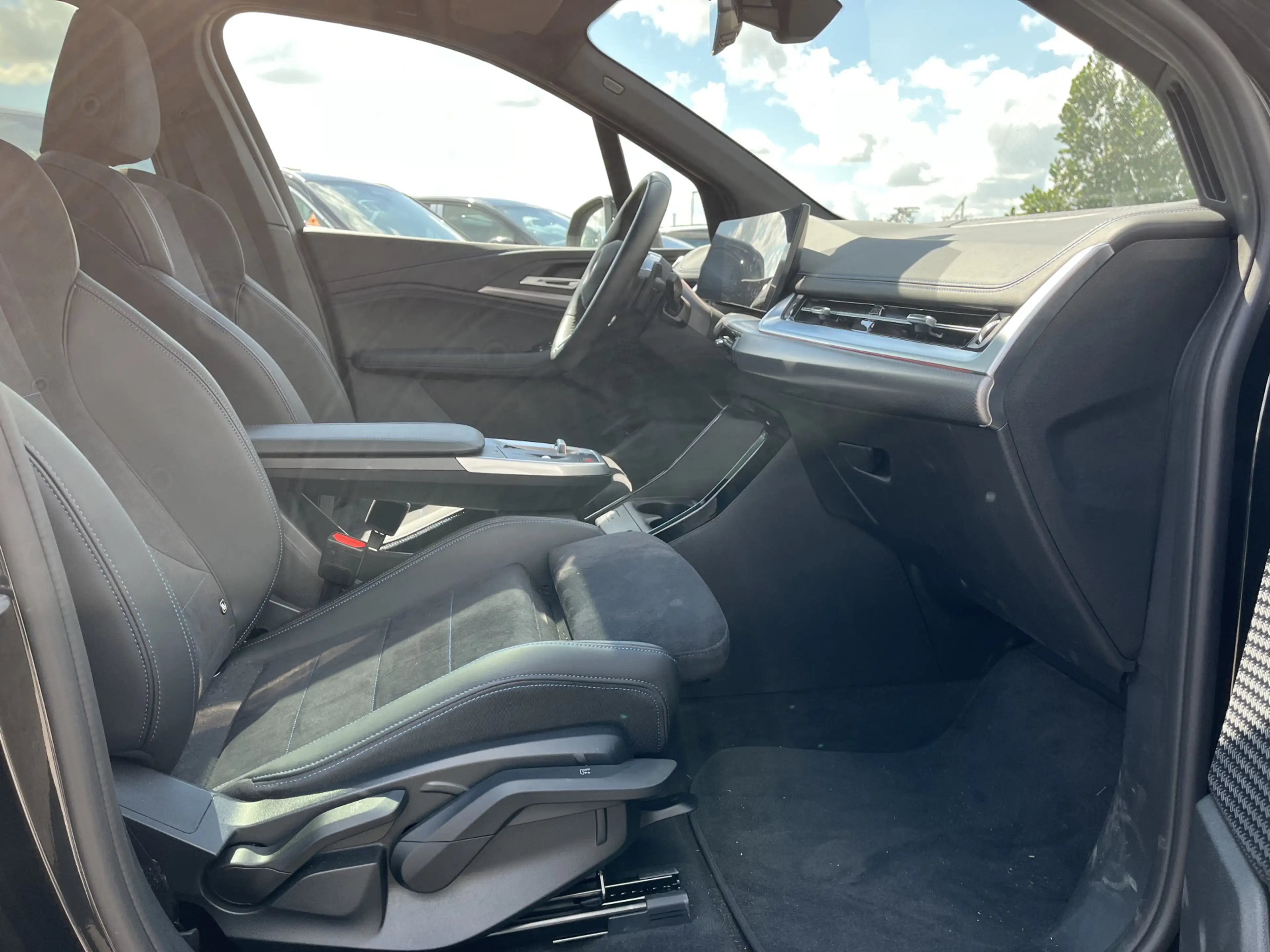 BMW 225 2-serie Active Tourer 225e xDrive M-Sort | Panoram — photo 14