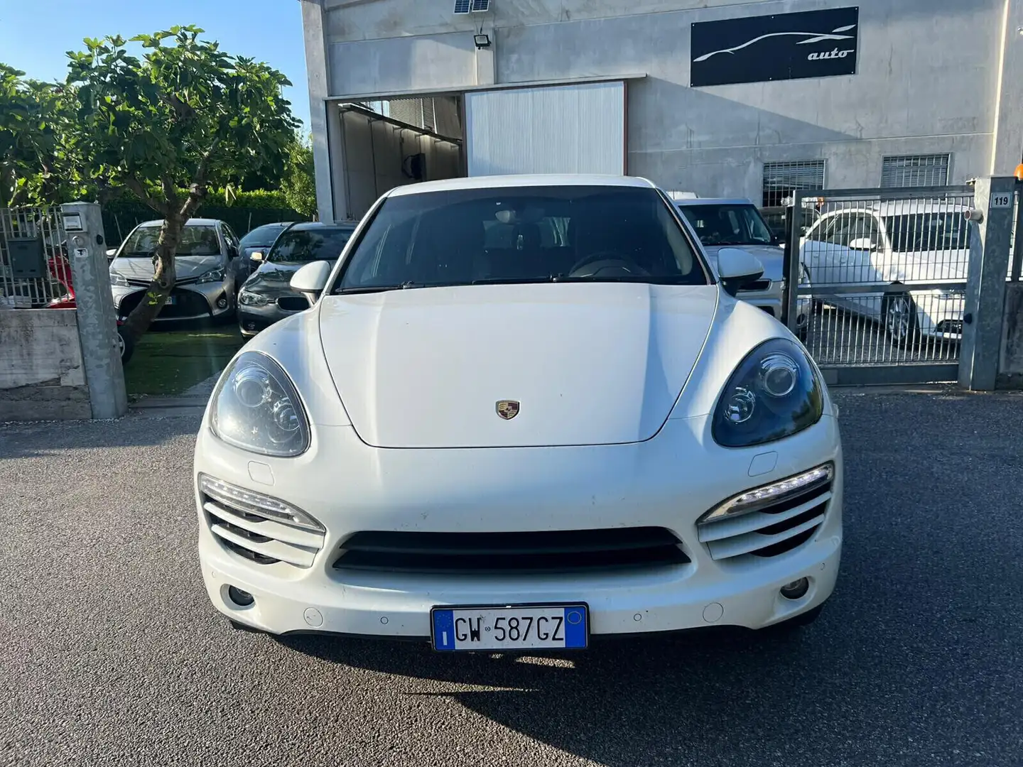 Porsche Cayenne 3.0 Diesel Blanc - 1