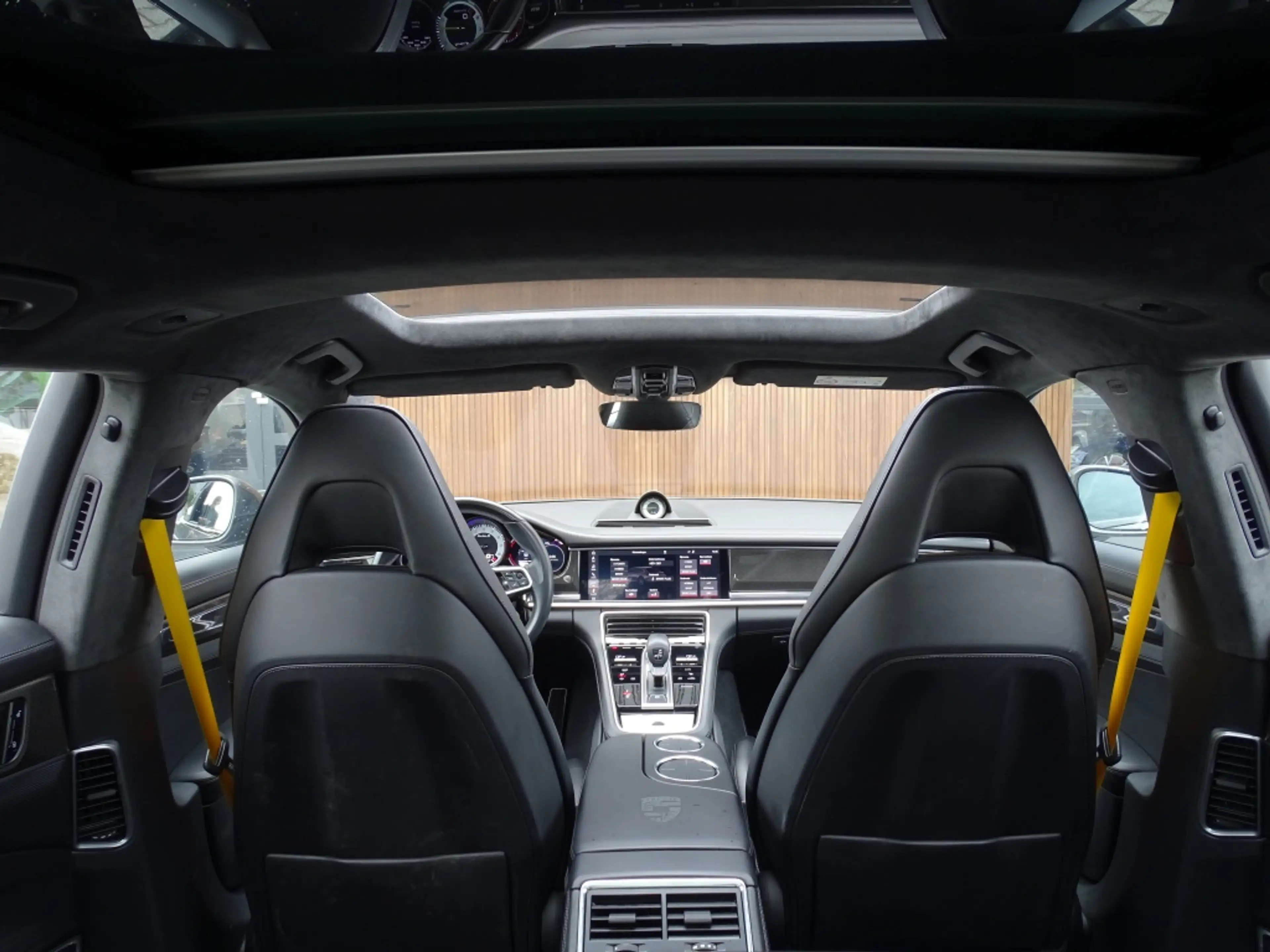 Porsche Panamera Sport Turismo 4.0 Turbo S E-Hybrid 680PK / Ceramic — photo 14