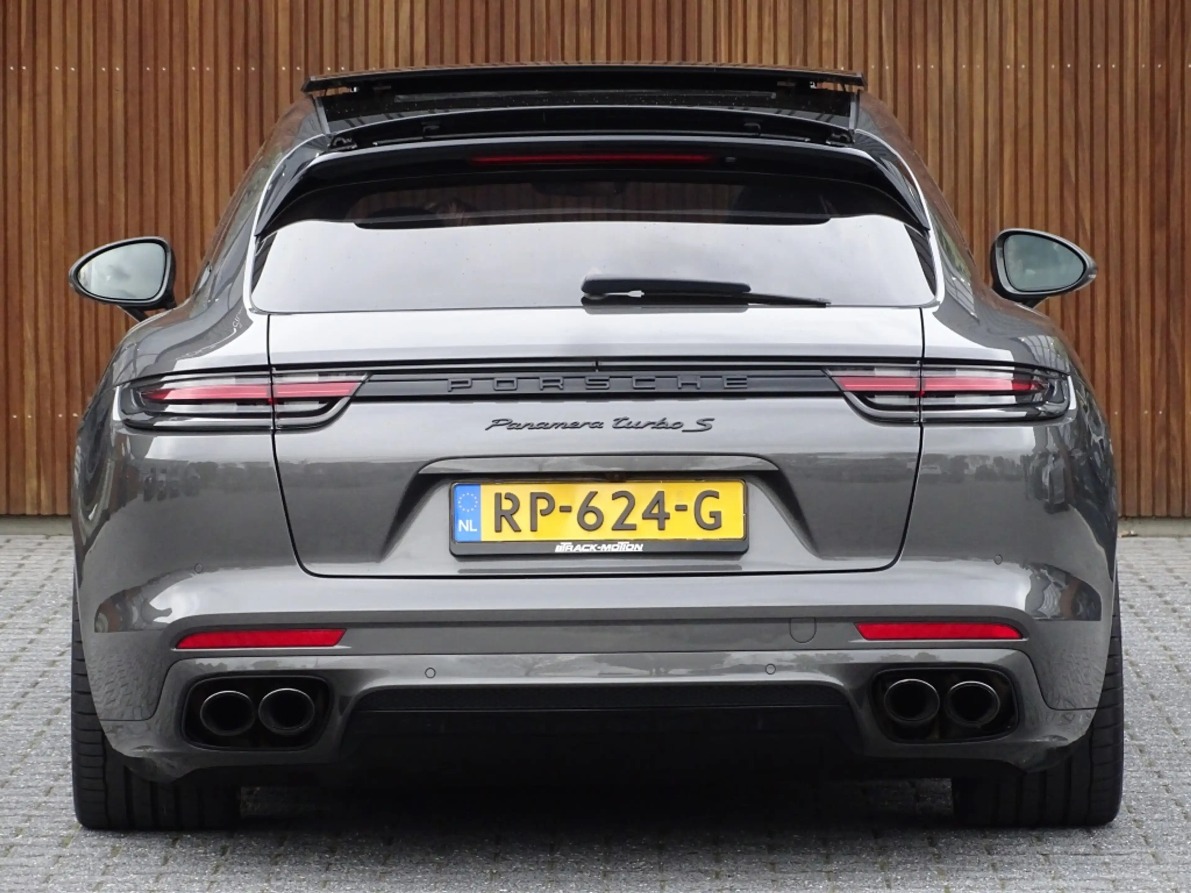 Porsche Panamera Sport Turismo 4.0 Turbo S E-Hybrid 680PK / Ceramic — photo 11