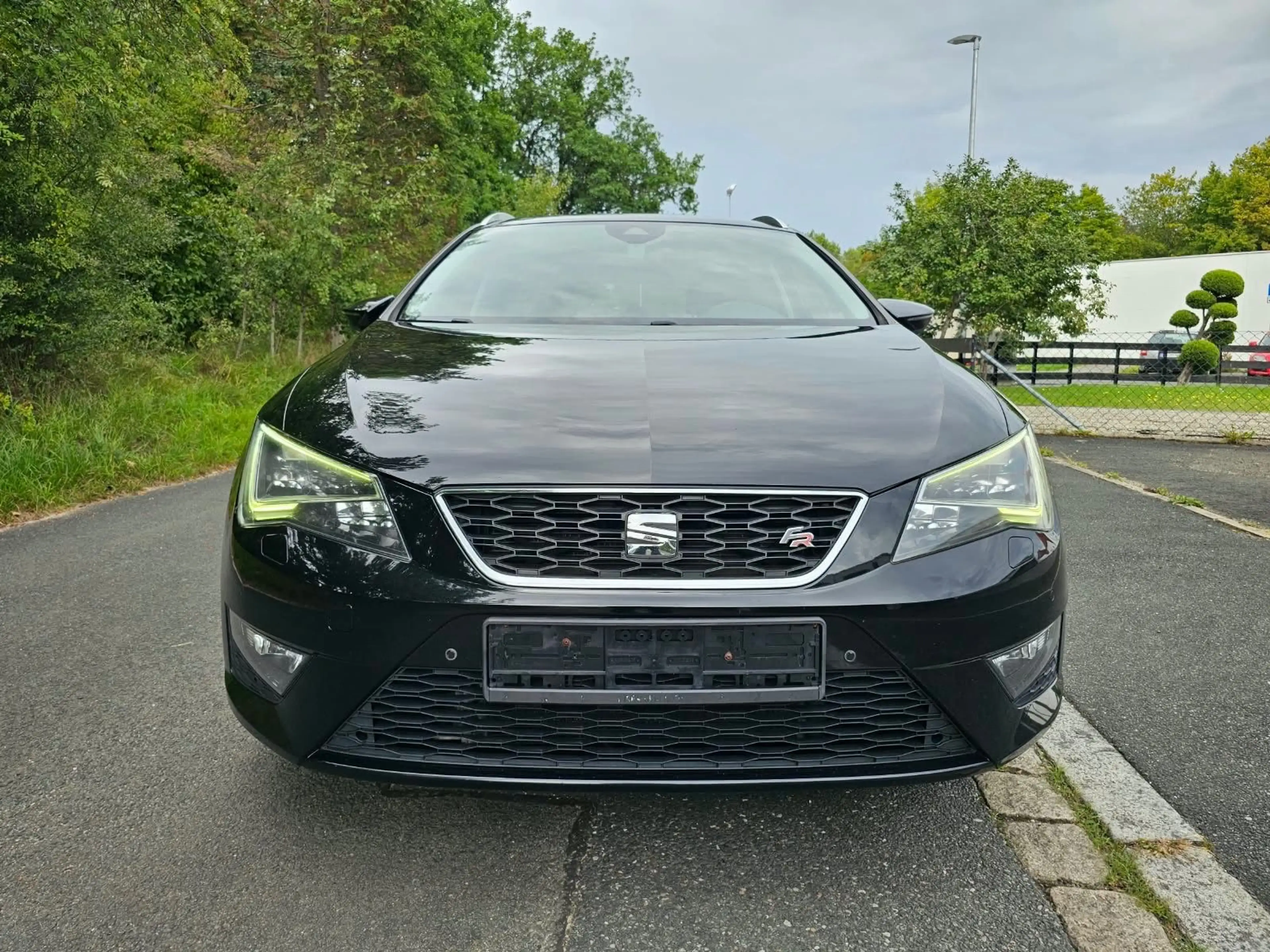 SEAT Leon ST FR — photo 2