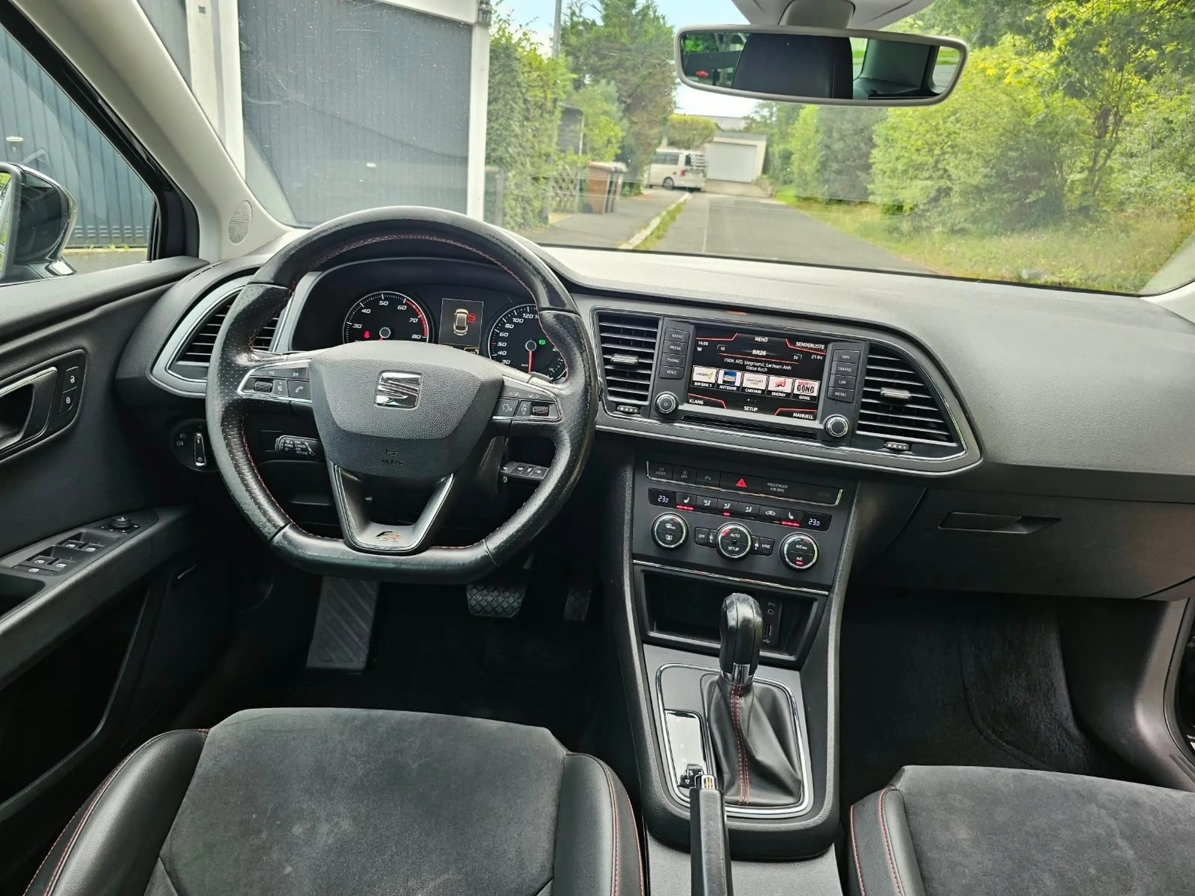 SEAT Leon ST FR — photo 14