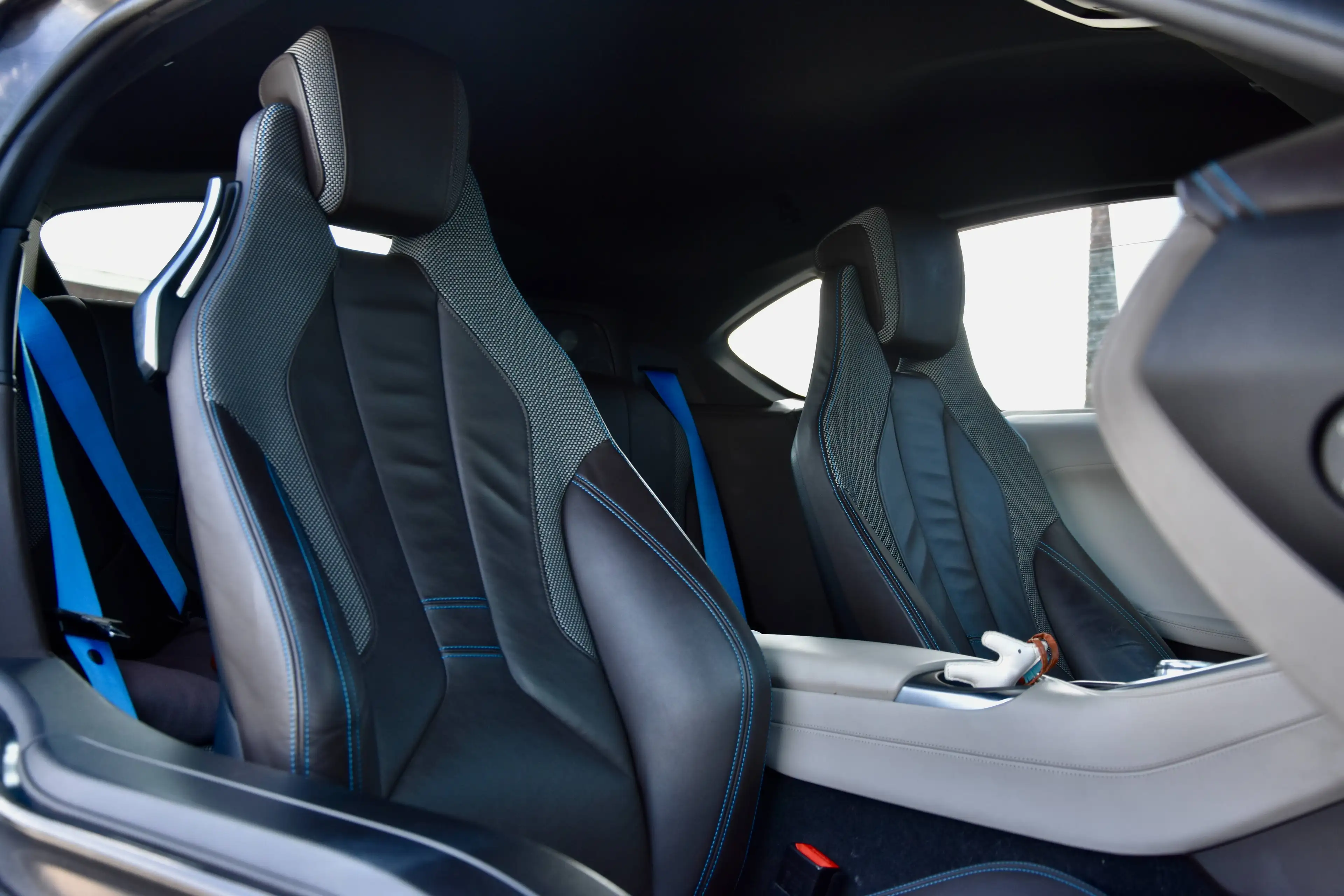 BMW i8 i8 11.6 kWh PHEV **COUPE** 60 000KM — photo 10