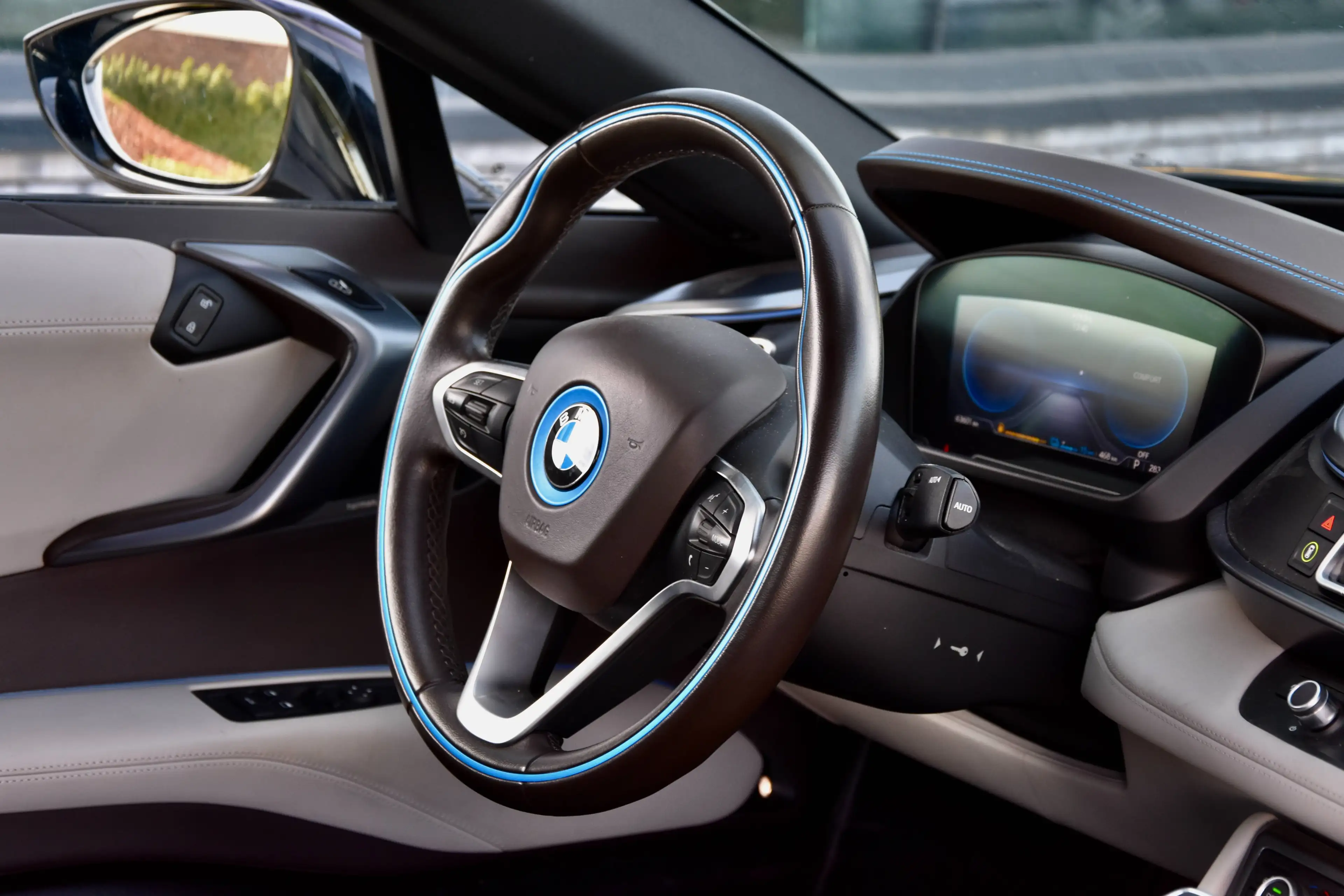 BMW i8 i8 11.6 kWh PHEV **COUPE** 60 000KM — photo 8
