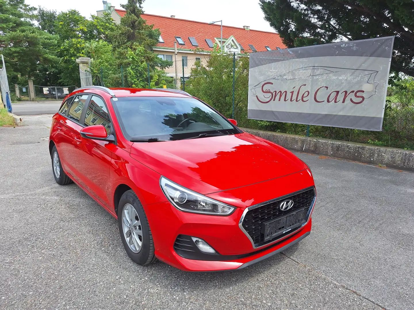 Hyundai i30 I30 CW 1,4 MPI Rot - 1