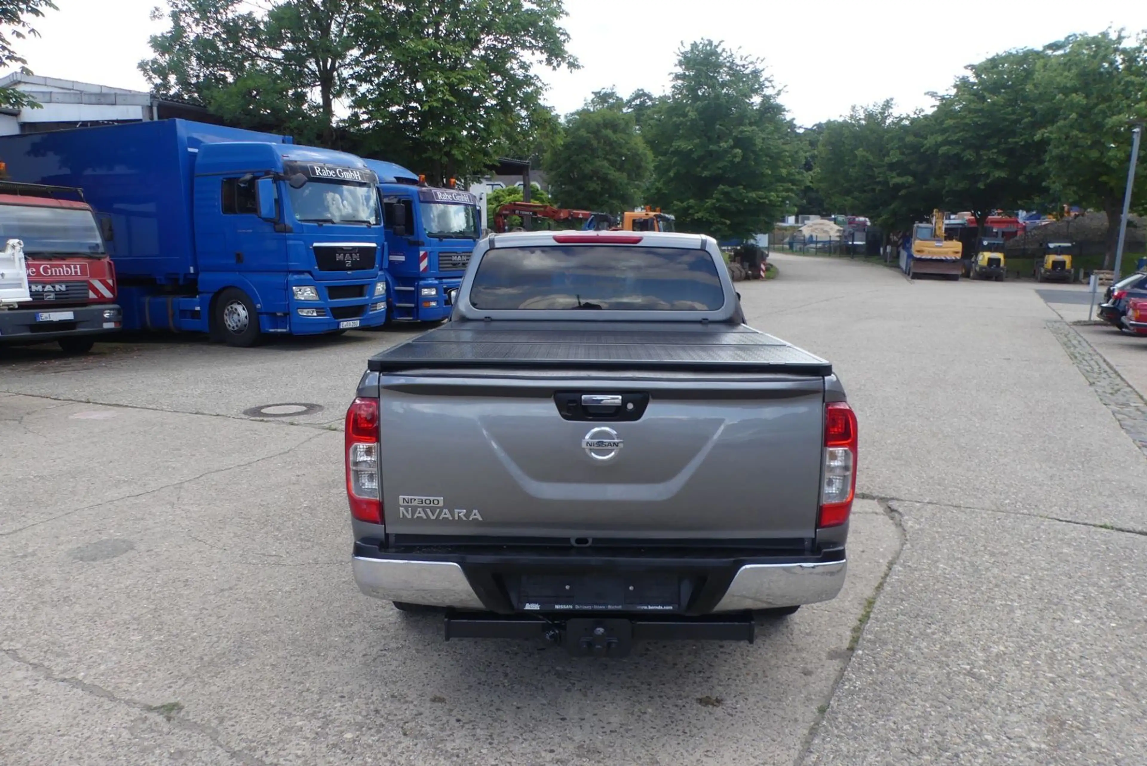 Nissan Navara King Cab 4x4*360°Navi*Temp*Klima*AHK(3,5t — photo 6