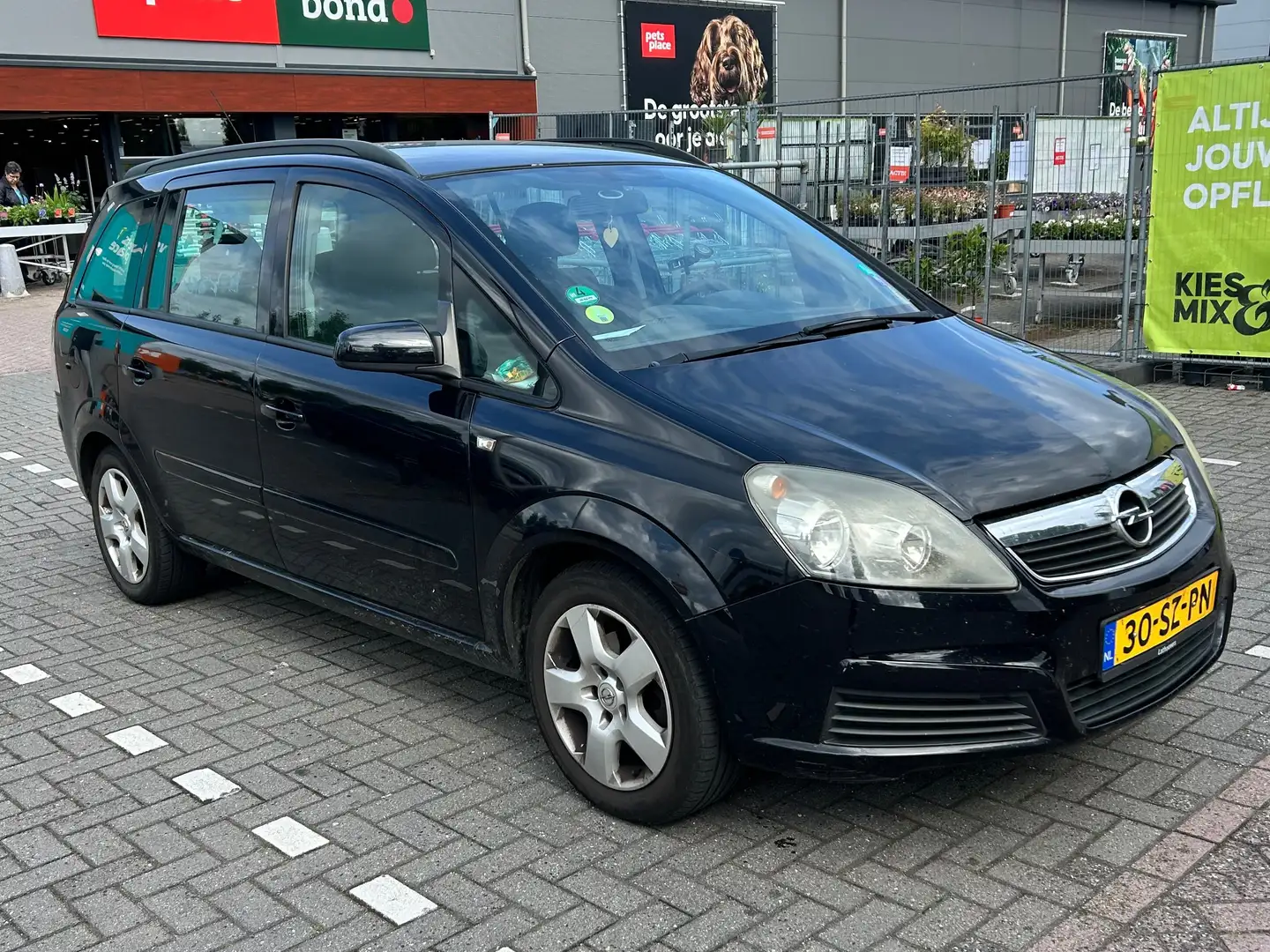 Opel Zafira Zafira 1.8 Enjoy Zwart - 2