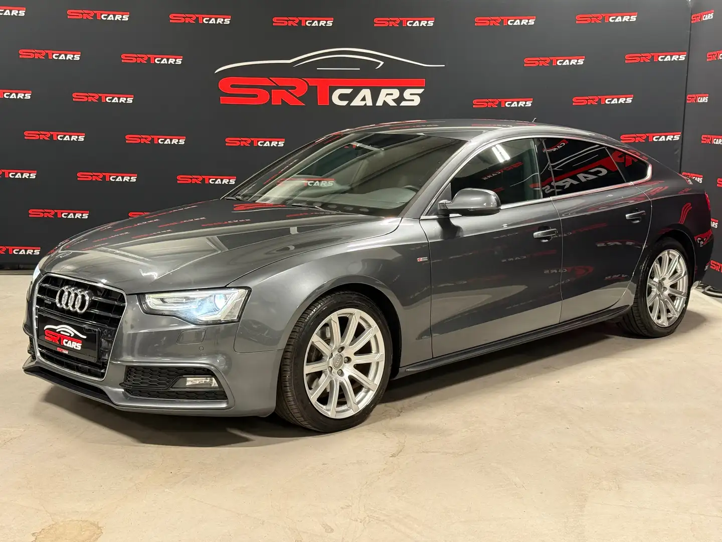 Audi A5 2.0 TDI quattro Aut. *S line*Navi*Xenon Plus Grau - 1