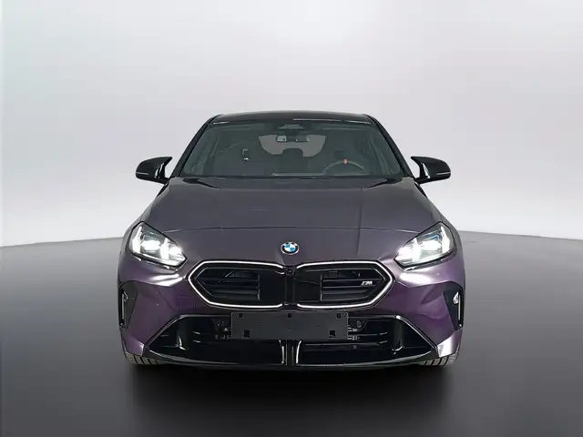 BMW 1 Series view 2
