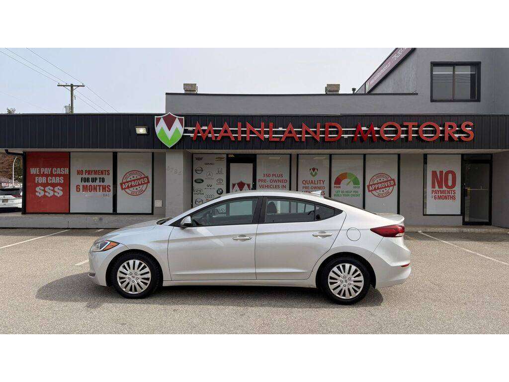 2018 Hyundai Elantra — view 8