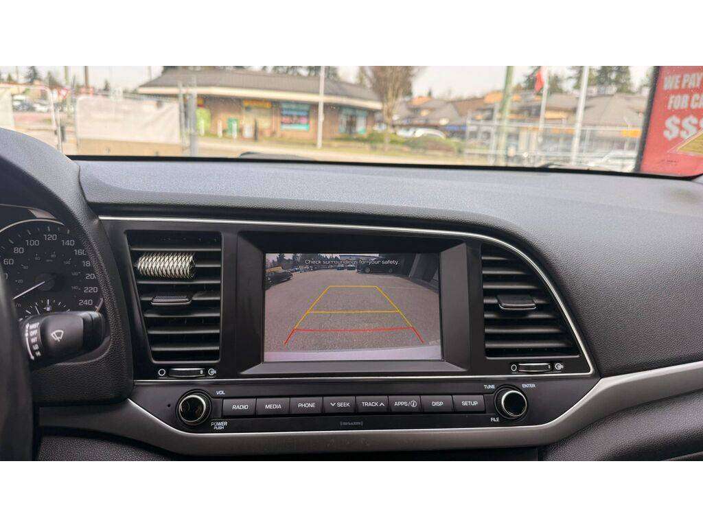 2018 Hyundai Elantra — view 11