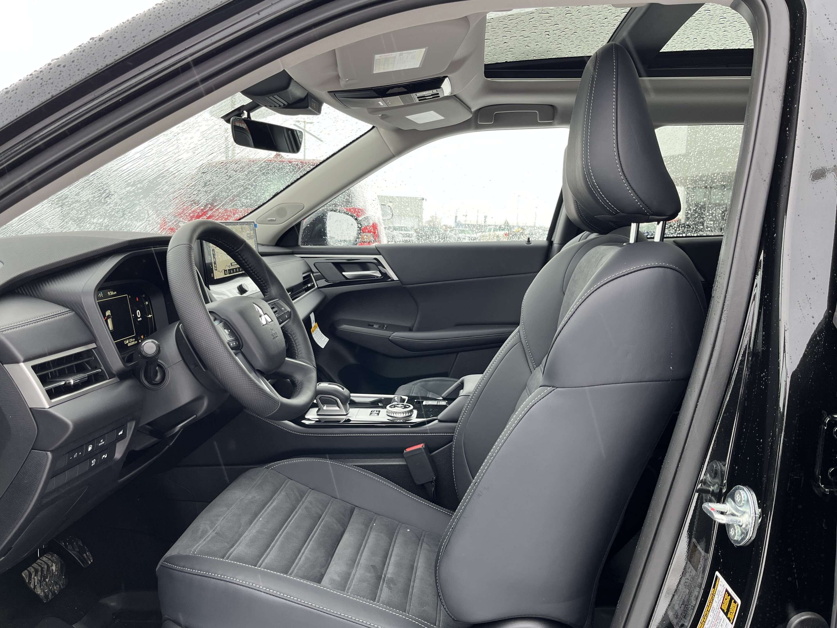 2026 Mitsubishi Outlander PHEV