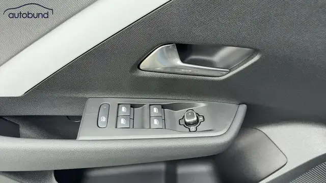 Opel Astra view 11