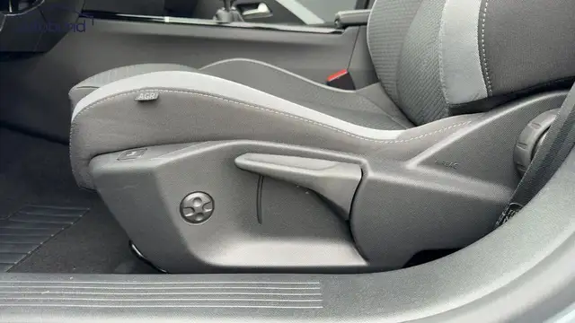 Opel Astra view 13