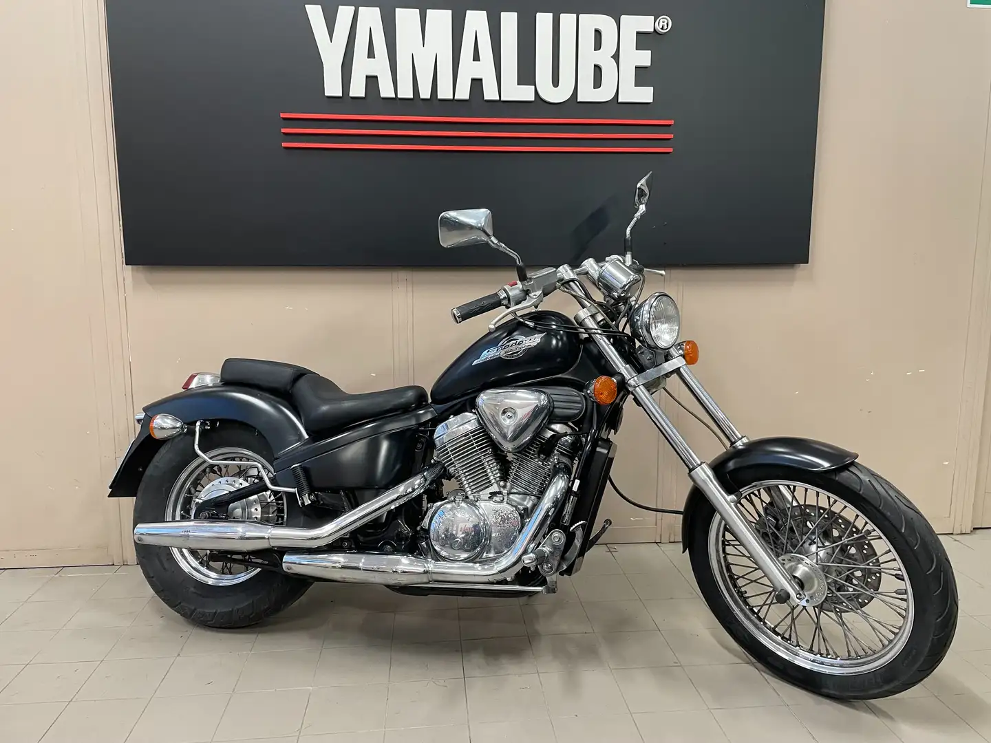 Honda Shadow 600 VT 600 C Schwarz - 1