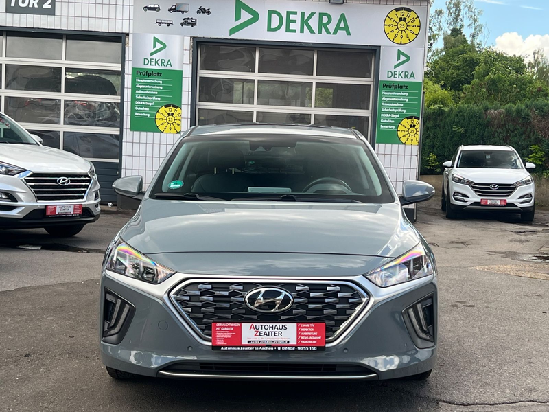 Hyundai IONIQ Premium Plug-In Hybrid*Schiebedach* — photo 3