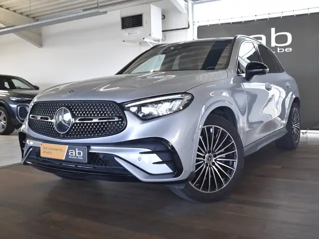 Mercedes-Benz GLC 200 main image