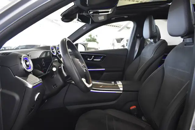 Mercedes-Benz GLC 200 view 8