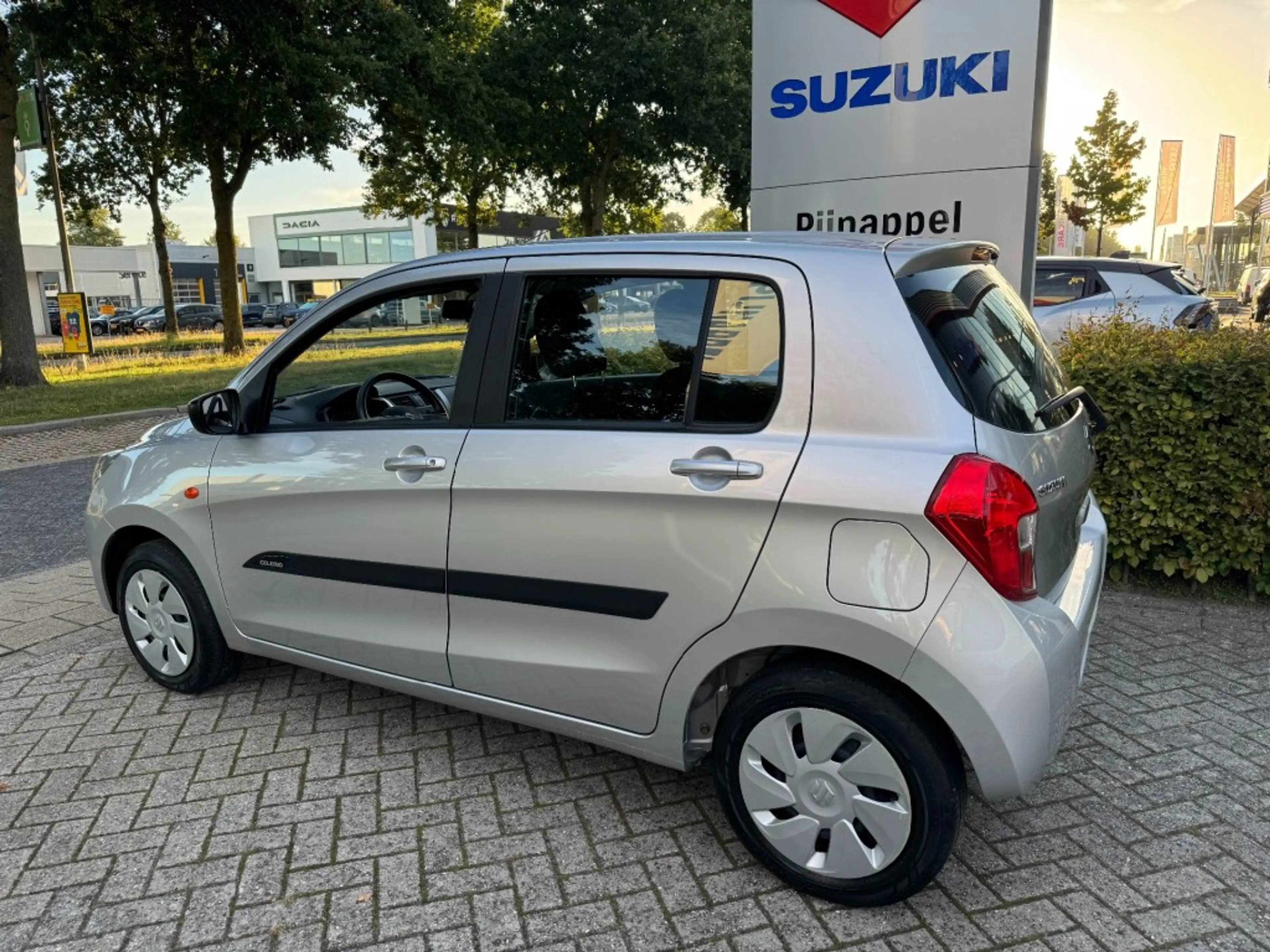 Suzuki Celerio 1.0 Comfort AUTOMAAT Airco 5-deurs — photo 2