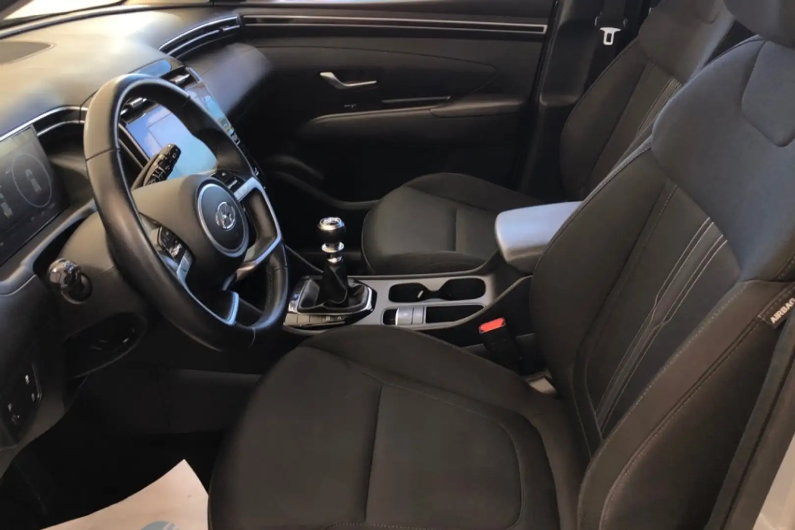 Hyundai TUCSON 1.6 CRDI 85KW MAXX 115 5P - 2