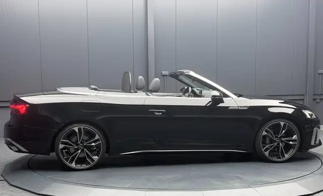 Audi A5 view 9