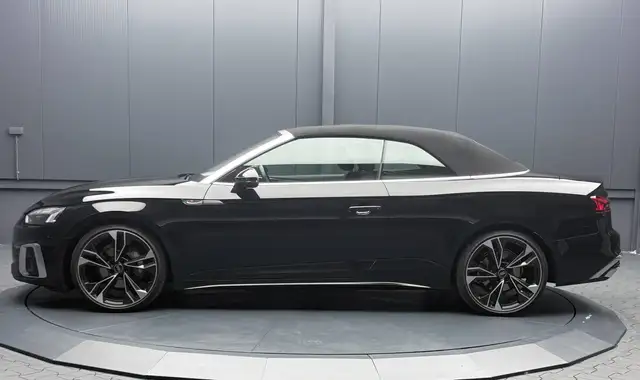 Audi A5 view 3