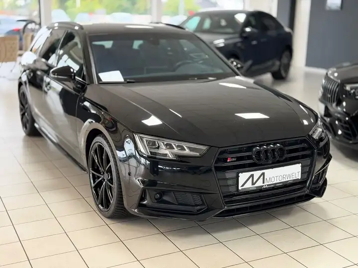 Audi S4 Avant 3.0 TFSI quattro /Headup/ACC/Keyless