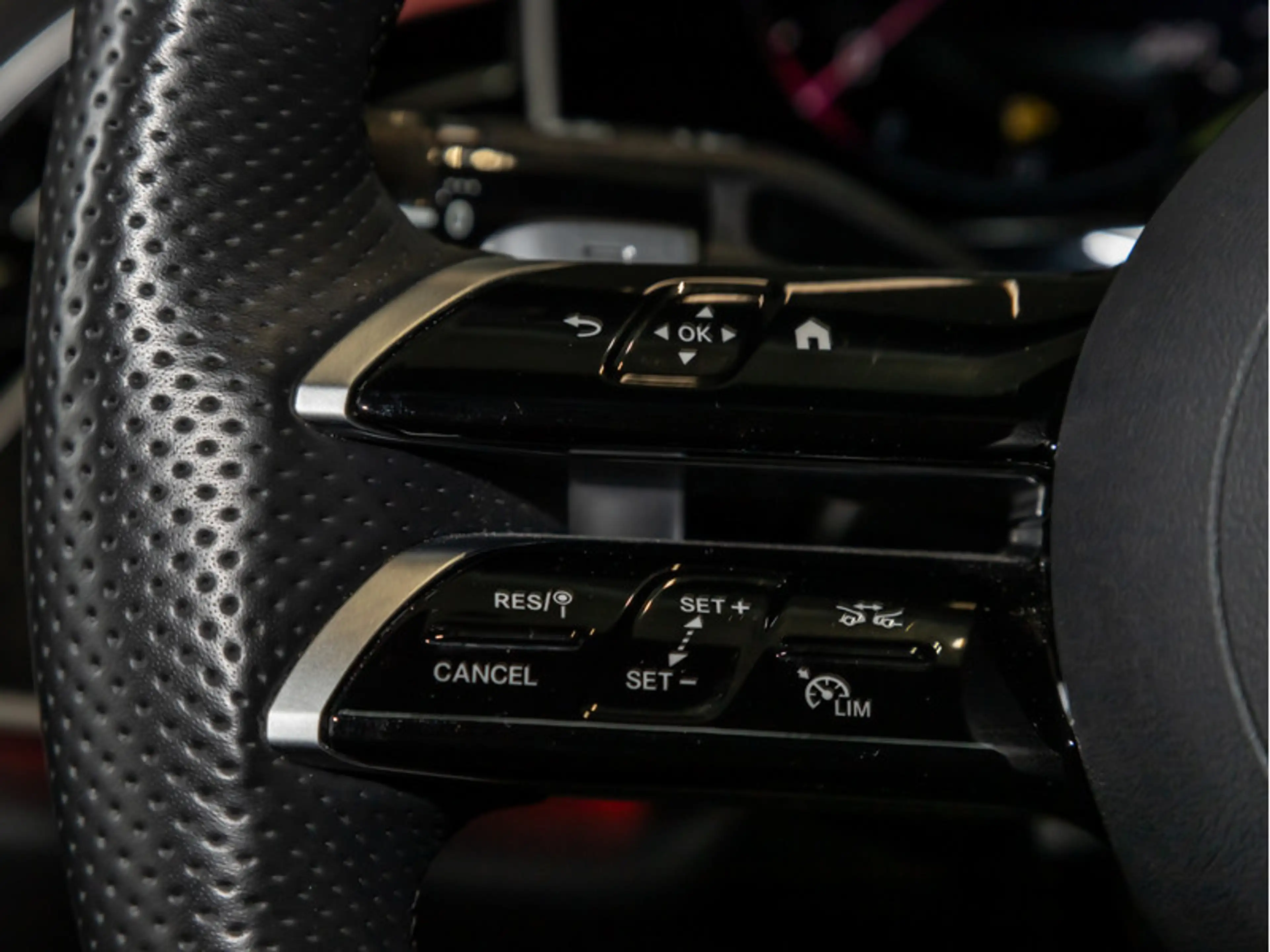 Mercedes-Benz E 450 d 4MATIC Limousine AMG-Sport+Burm+Pano+AHK — photo 15