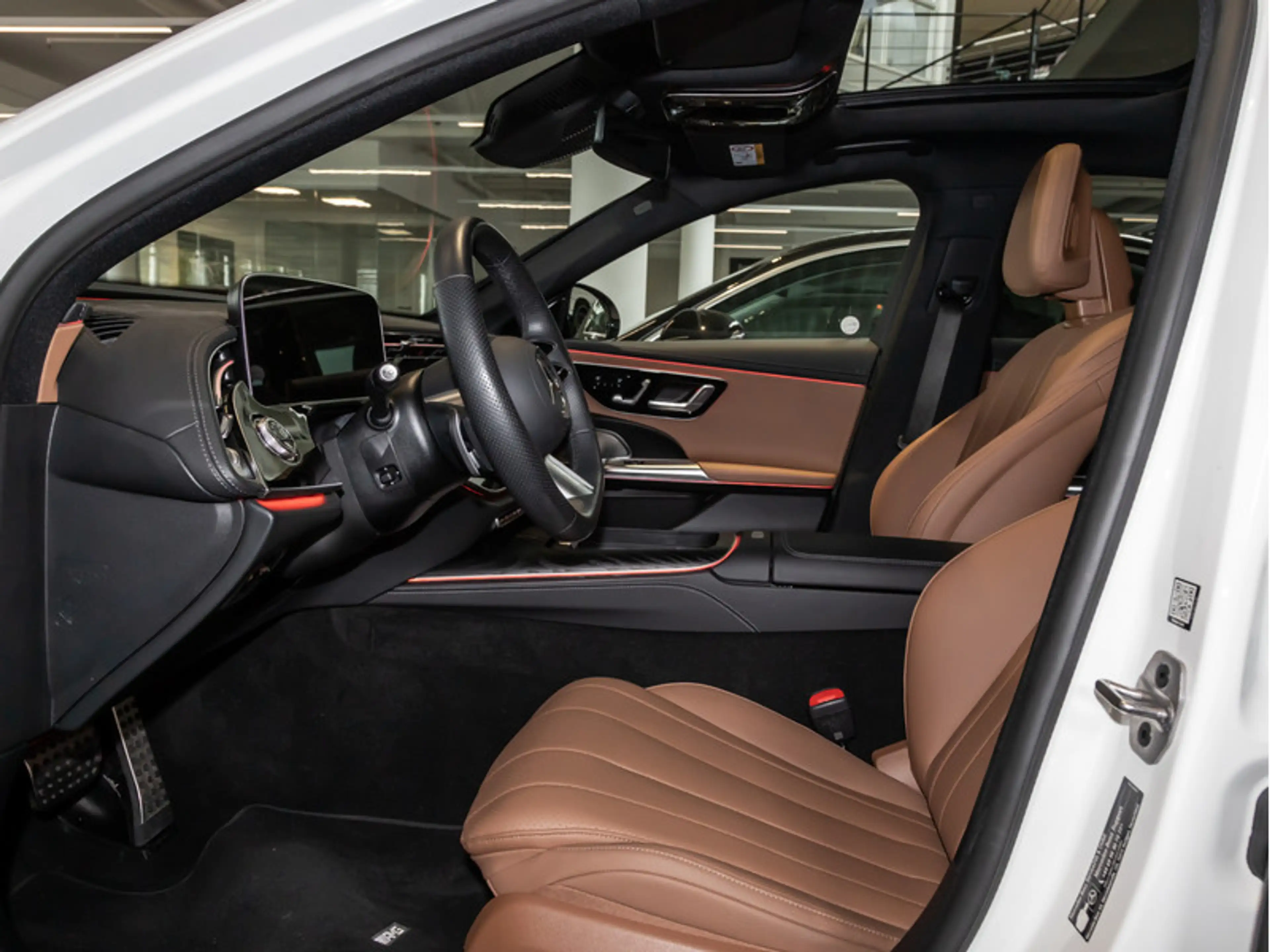 Mercedes-Benz E 450 d 4MATIC Limousine AMG-Sport+Burm+Pano+AHK — photo 7