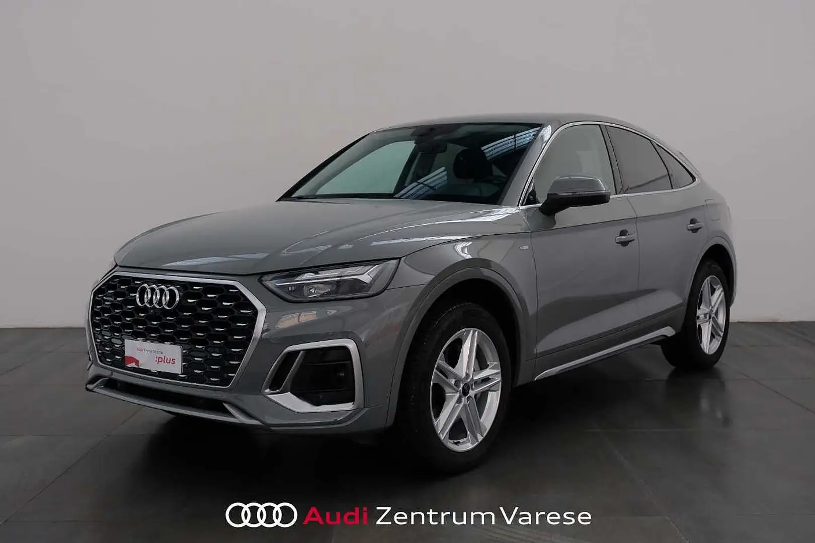 Audi Q5 Sportback 50 TFSI-E 299CV Quattro Stronic Sline Grigio - 1