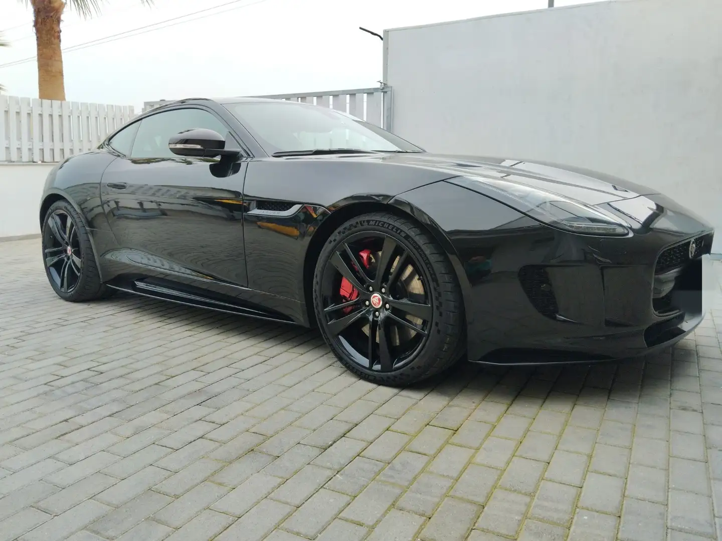 Jaguar F-Type Coupe 5.0 V8 R awd auto - 1
