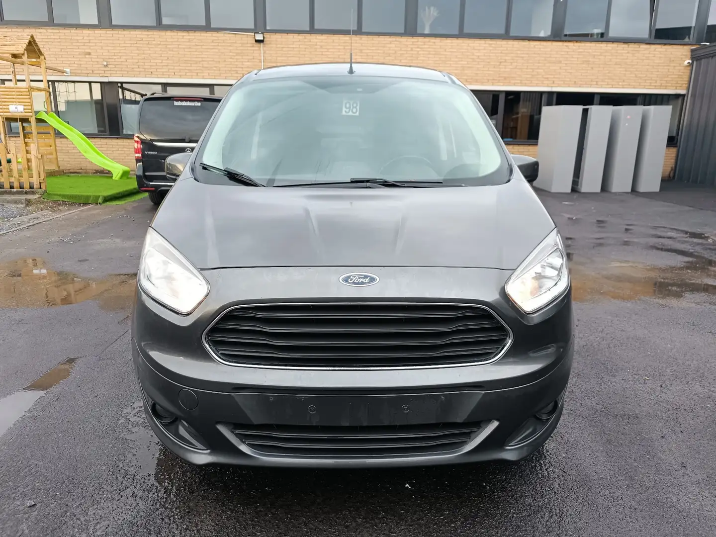 Ford Tourneo Courier 1.0 EcoBoost 100 Ambiente (Marchand ou Export) Gris - 2