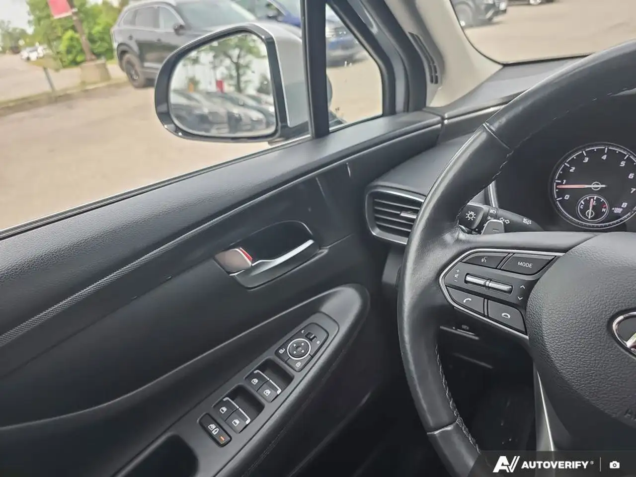 Hyundai SANTA FE снимка Hyundai SANTA FE
