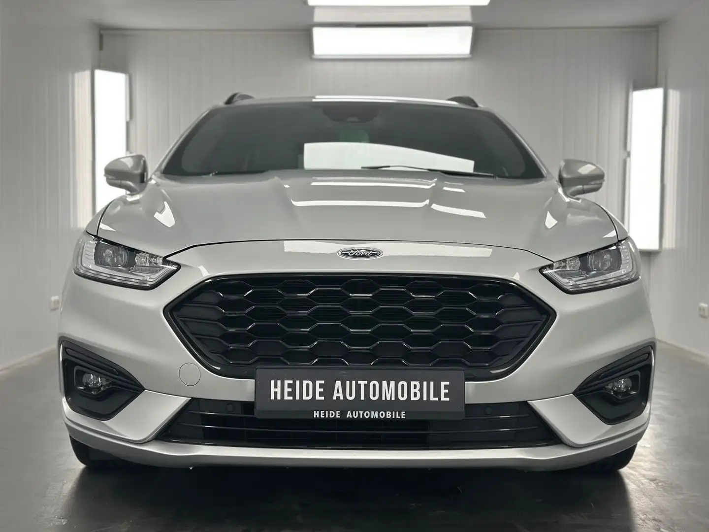 Ford Mondeo Turnier ST-Line Sport LED Kamera Navi AHK Silber - 2