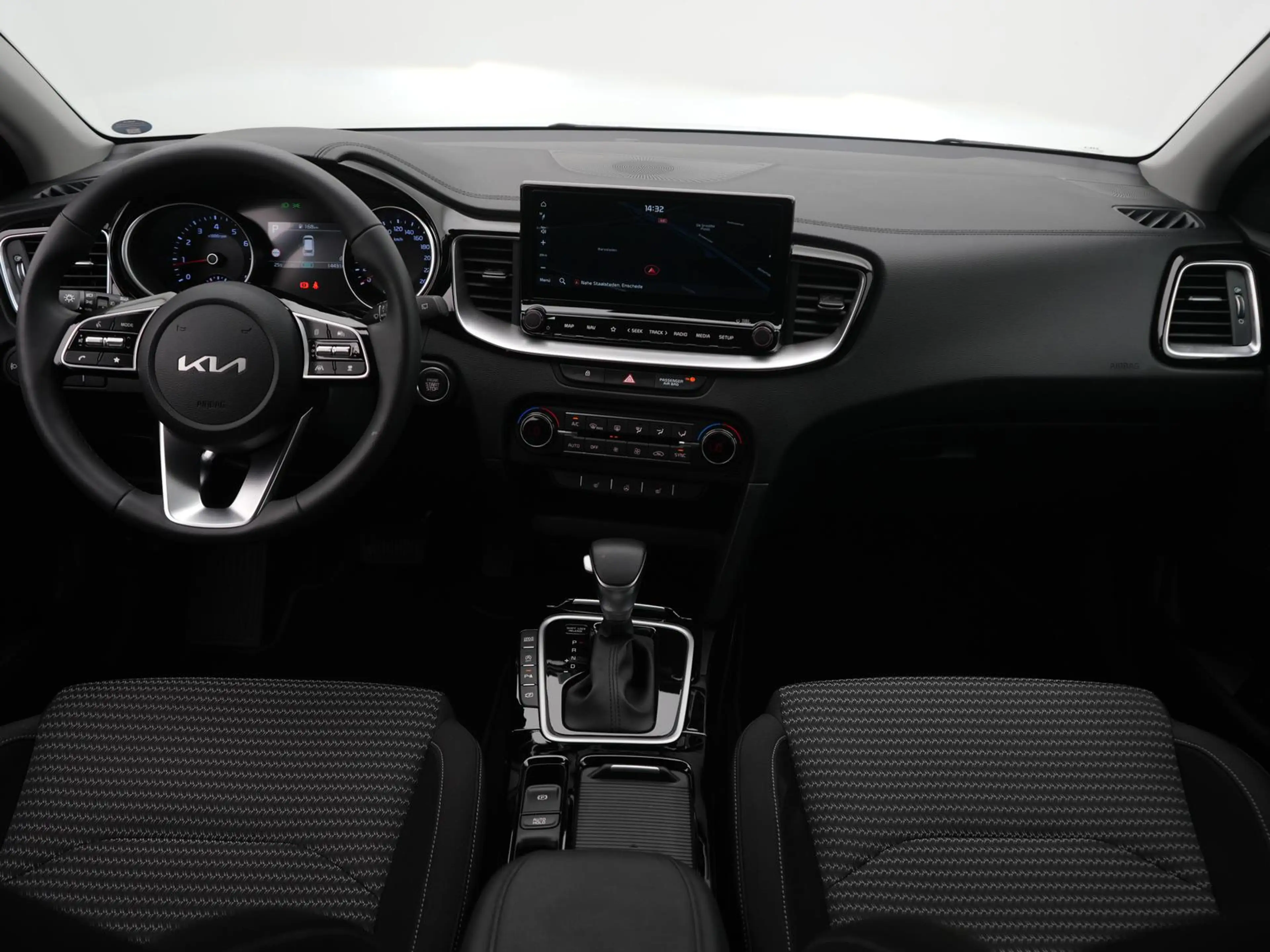 Kia Ceed SW / cee'd SW Ultimate Edition,LED,TOTW,JBL — photo 9