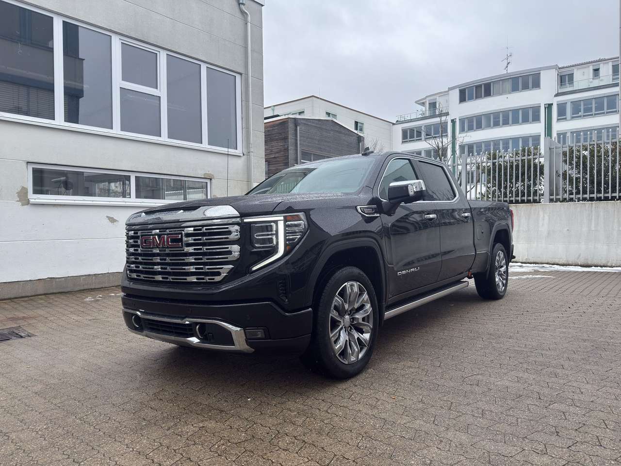 GMC Sierra Denali Crew Cab Standard Bed 3.0 DURAMAX